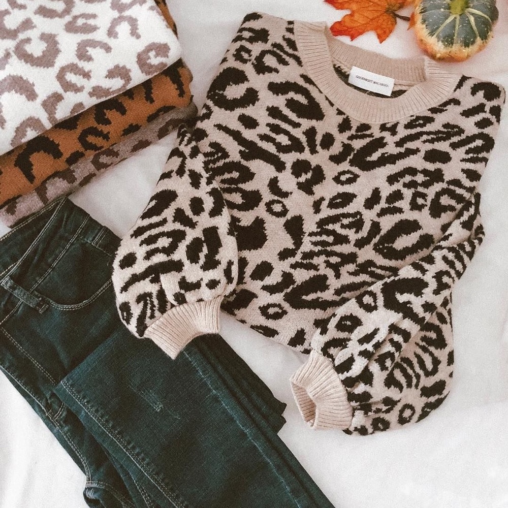 Goodnight Macaroon Crewneck Leopard Print Sweater